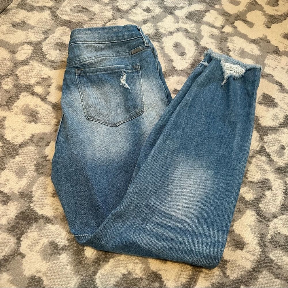 KanCan Size 29 Skinny Jeans Distressed Frayed Hem Light Wash Maurice’s